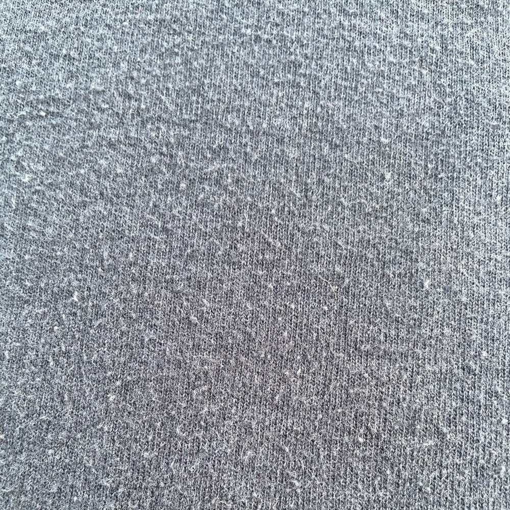 Sweatshirt.